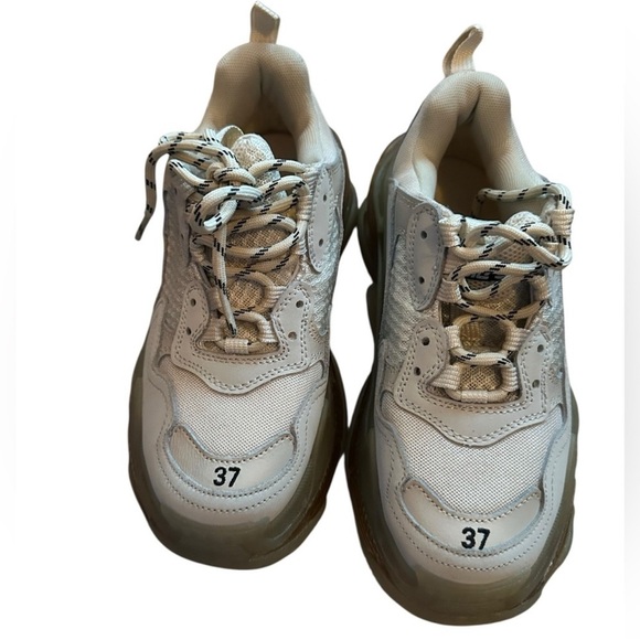 Balenciaga Chunky White Sneakers with Black Accents size 7(37) - Picture 2 of 11